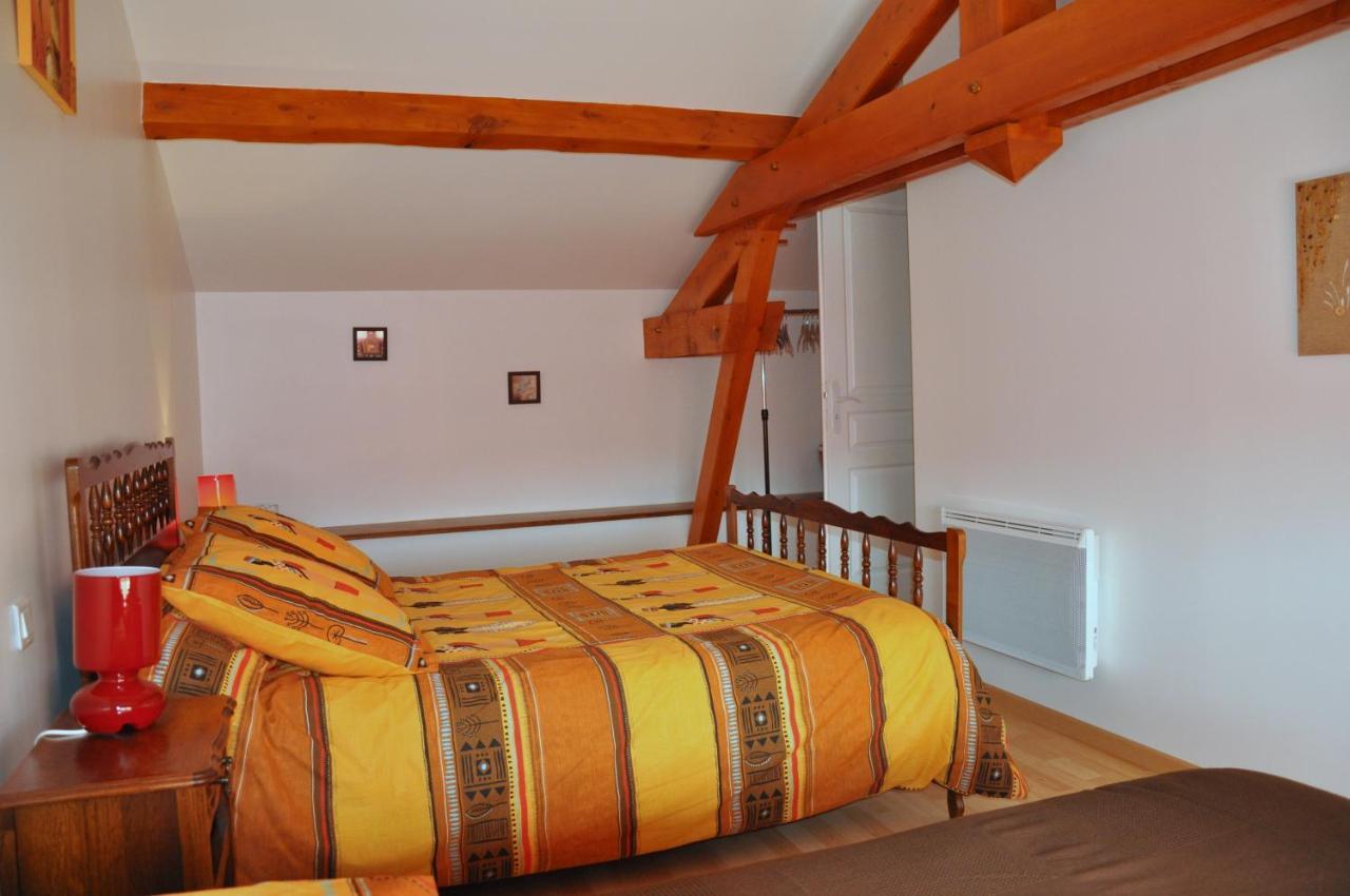Gite Chez Antonin Villeneuve-Lecussan 外观 照片