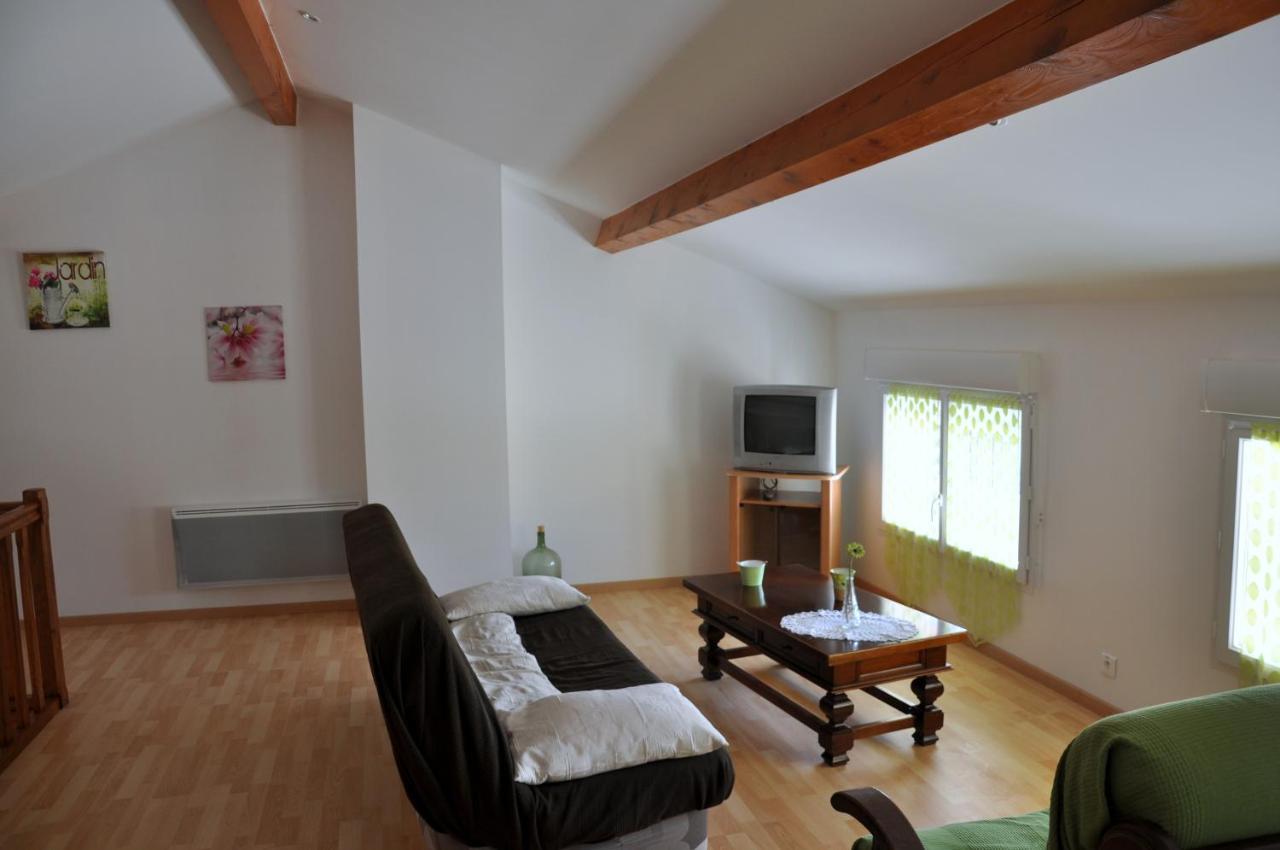 Gite Chez Antonin Villeneuve-Lecussan 外观 照片